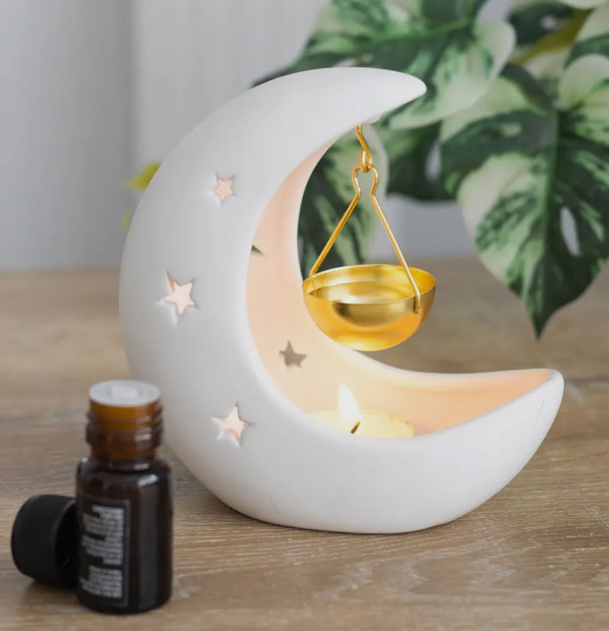 Crescent Moon oil burner for essential oils and wax melts