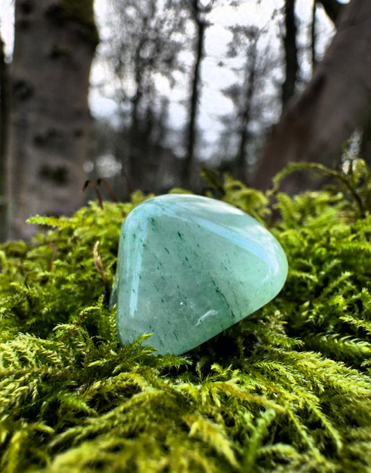 Green Aventurine polished tumblestone