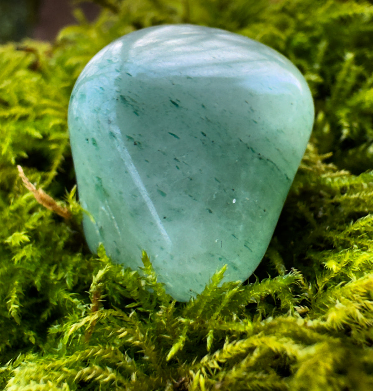 Green Aventurine polished tumblestone